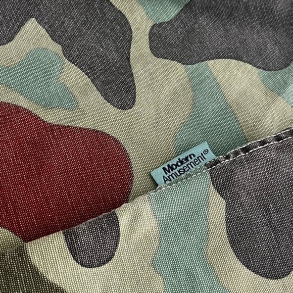 MODERN AMUSEMENT | Button Down Shirt Military Style Print Camo Size Small - Picture 8 of 9